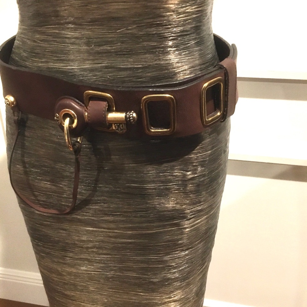 Juicy couture brown leather belt w/gold hardware